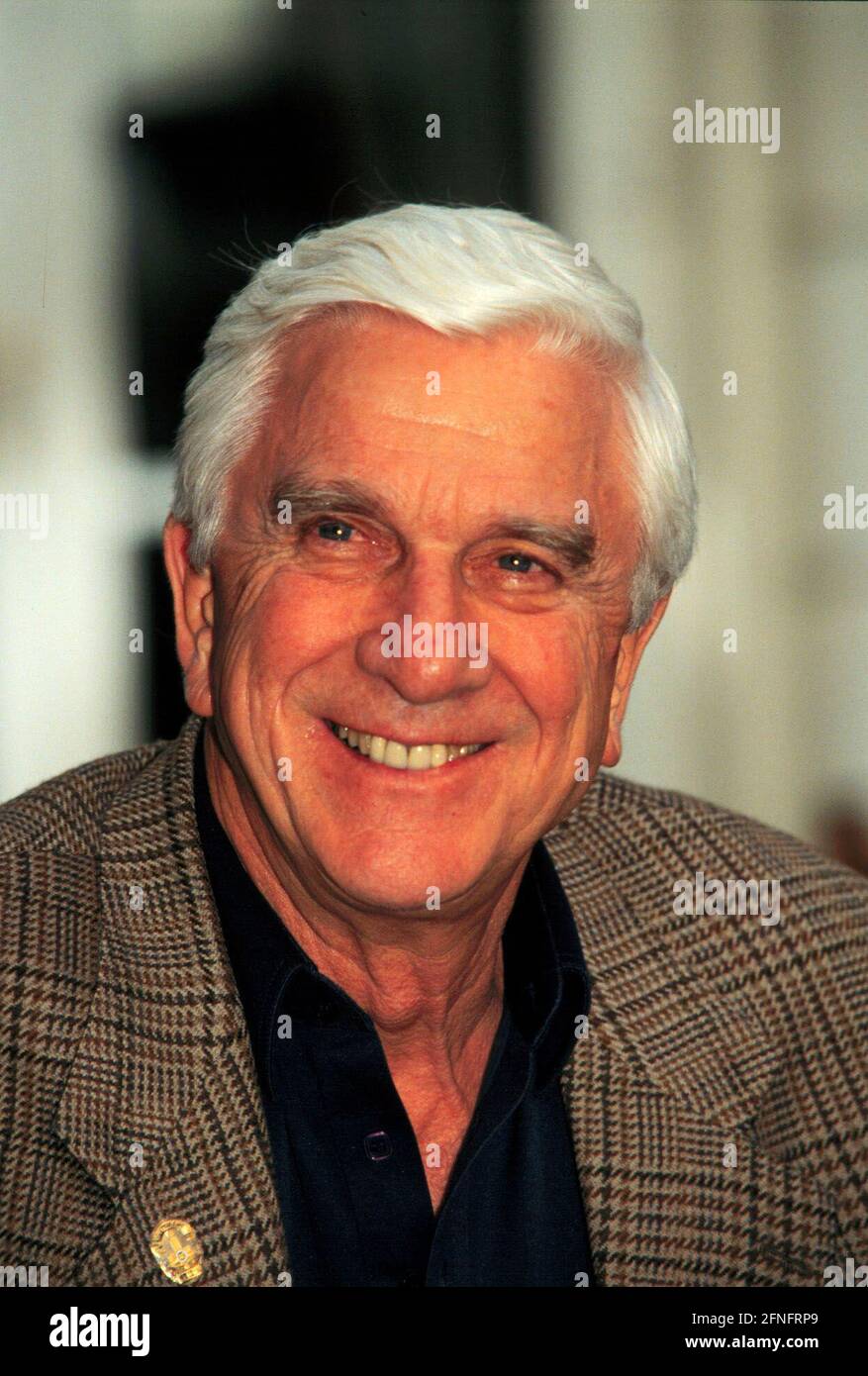 Leslie Nielsen, amerikanischer Schauspieler, Portrait, 1998. Leslie Nielsen, acteur américain, portrait 1998. Banque D'Images