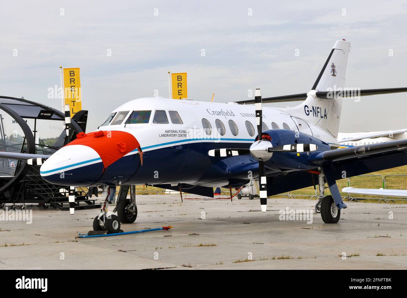 Cranfield University BAe31 G-NFLA au salon international de Farnborough, Royaume-Uni, 2010. Centre national de laboratoire de vol. Exposition commerciale Banque D'Images