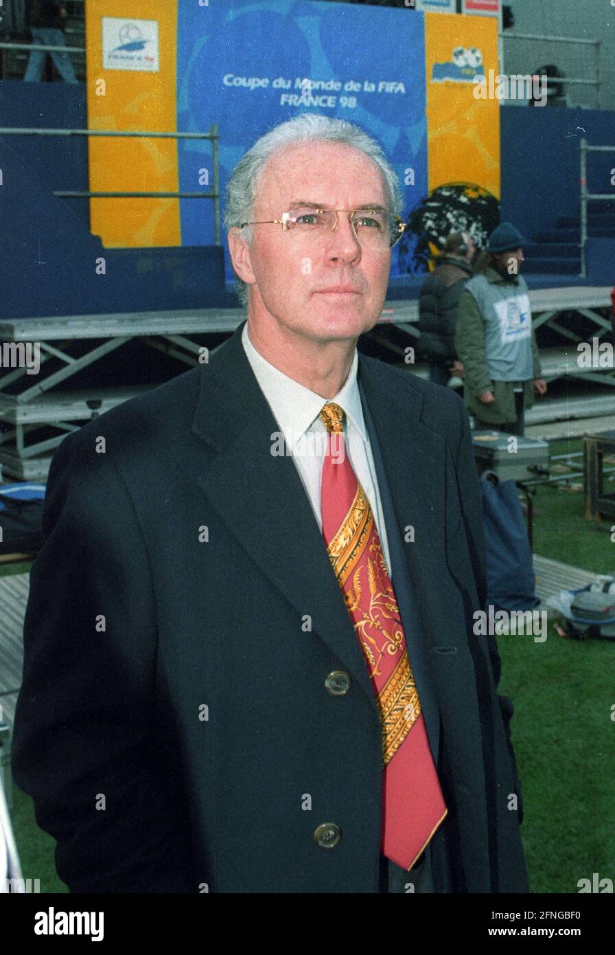 Tirage au sort pour la coupe du monde 1998 à Marseille 04.12.1998. Franz Beckenbauer. [traduction automatique] Banque D'Images