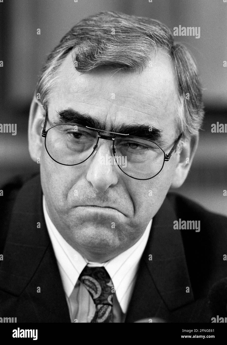 Le ministre fédéral des Finances, Theo WAIGEL , CSU , juillet 1992 [traduction automatique] Banque D'Images