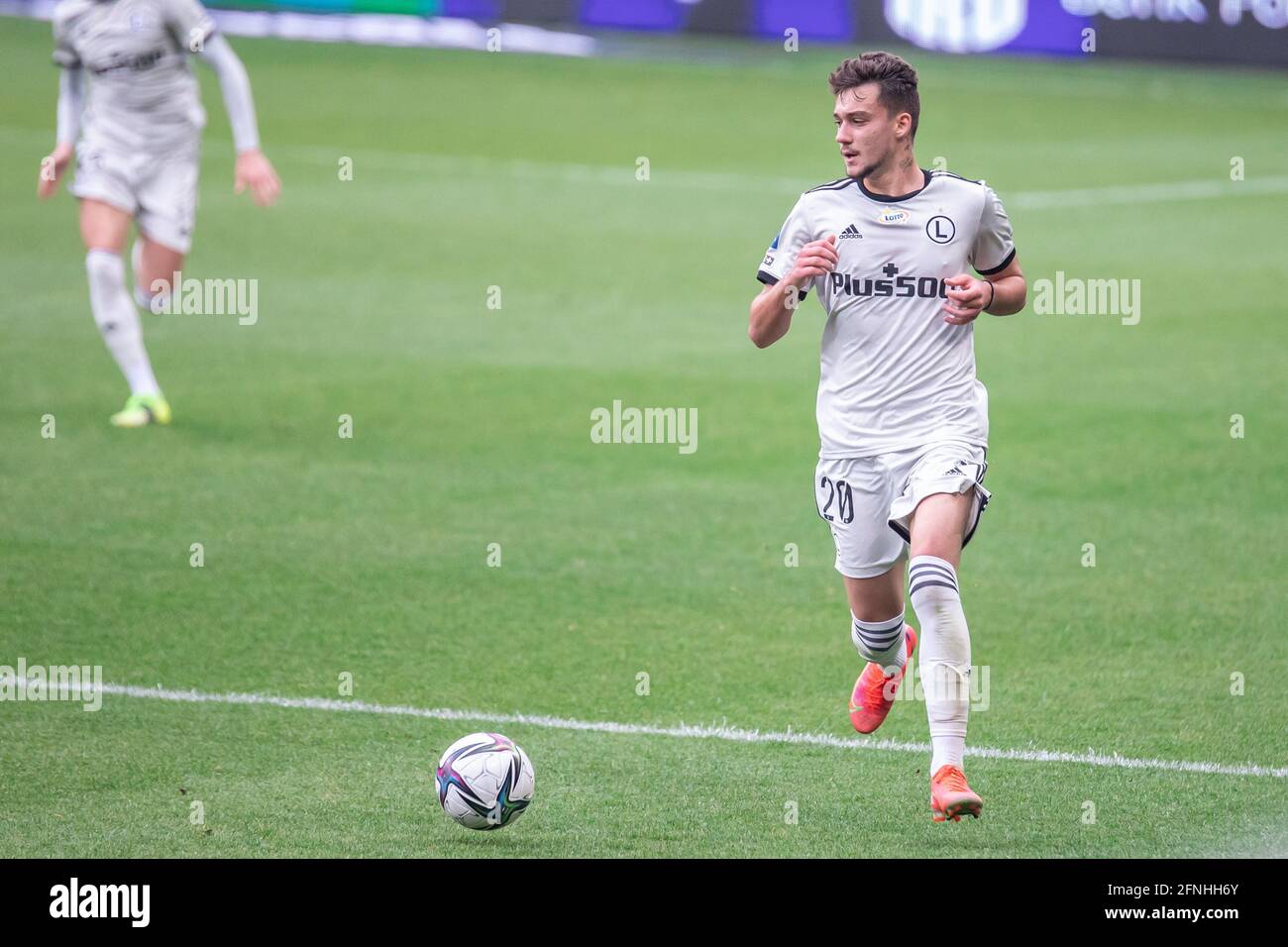 Ernest Muci de Legia en action pendant le match polonais PKO Ekstraklasa League entre Legia Warszawa et Podbeskidzie Bielsko-Biala au Maréchal Jozef Pilsudski Legia Warsaw Municipal Stadium de Varsovie.(score final; Legia Warszawa 1:0 Podbeskidzie Bielsko-Biala) (photo de Mikolaj Barbanell / SOPA Images/Sipa USA) Banque D'Images