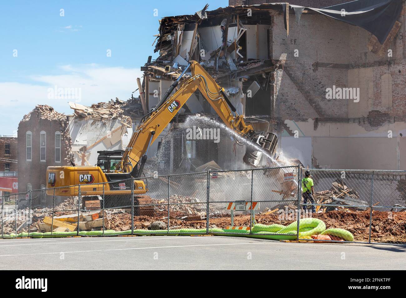 Construit en 1873, l'ancien service de police de Burlington, dans l'Iowa, est démoli par les promoteurs d'un nouveau projet. Banque D'Images