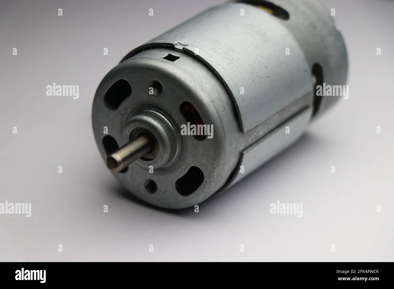 Brushed dc motor Banque de photographies et d’images à haute résolution ...