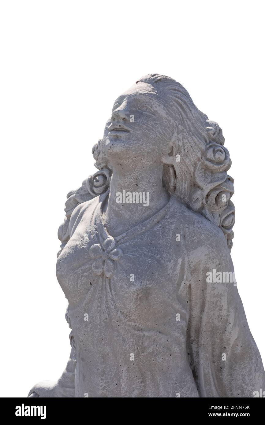 Gros plan de la sculpture en pierre de la femme avec les yeux fermés sur fond blanc Banque D'Images