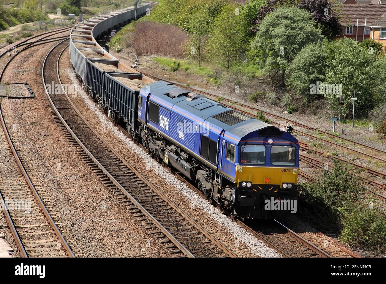 GB Railfreight Class 66 loco 66791 transport du 0410 Renwick Rd (Barking, Londres) vers le service de déchets de Scunthorpe Roxby Gullet vers Scunthorpe le 18/5/21. Banque D'Images