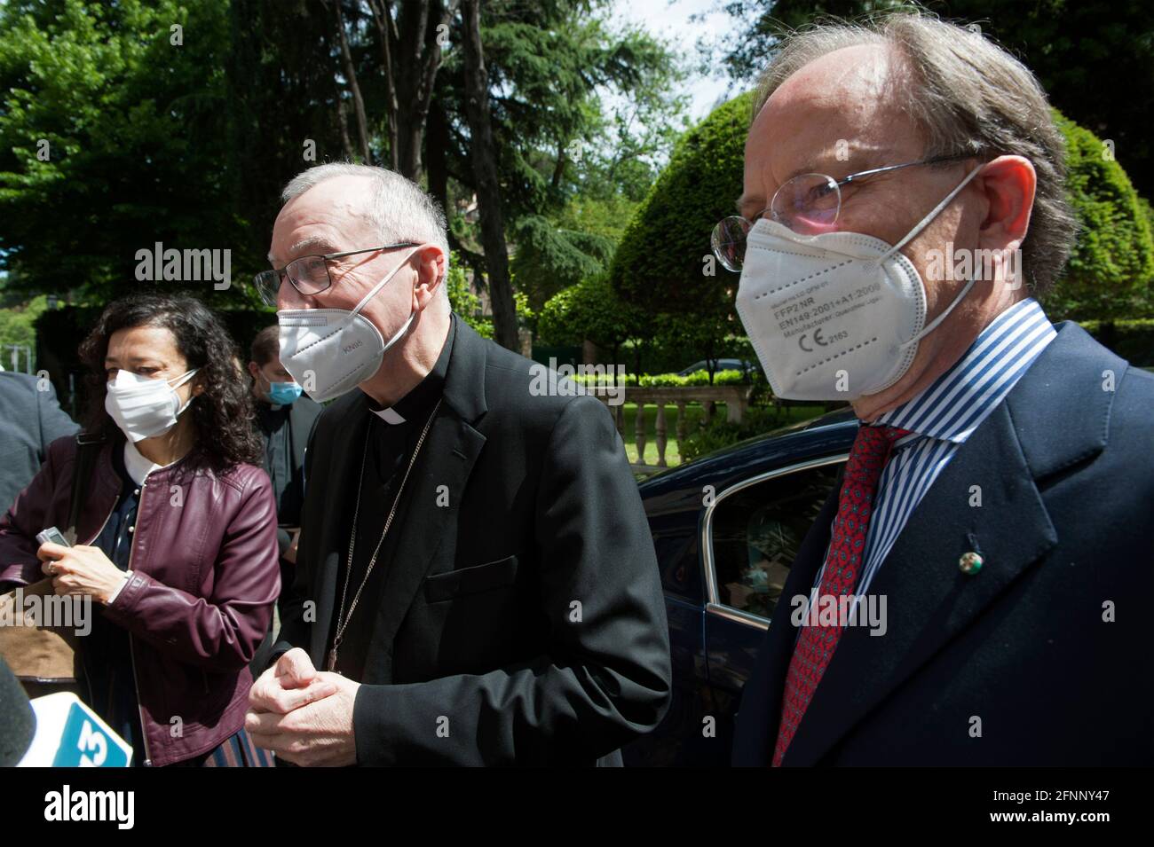 Rome, Italie. 18 mai 2021. 18 mai 2021 : le Cardinal Parolin arrive pour la présentation du livre d'Ignazio Ingrao 'l'Osservatore' au Palazzo Borromeo à l'Ambassade italienne au Saint-Siège crédit: Agence de photo indépendante/Alamy Live News Banque D'Images