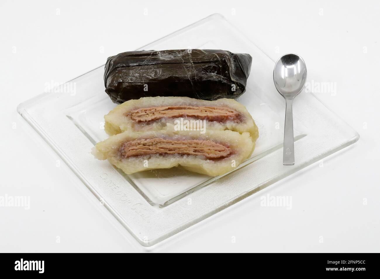 Cuisine Vietnamienne Gateau De Riz Collant Vietnamien Banh Gai Avec Feuille De Banane France Photo Stock Alamy