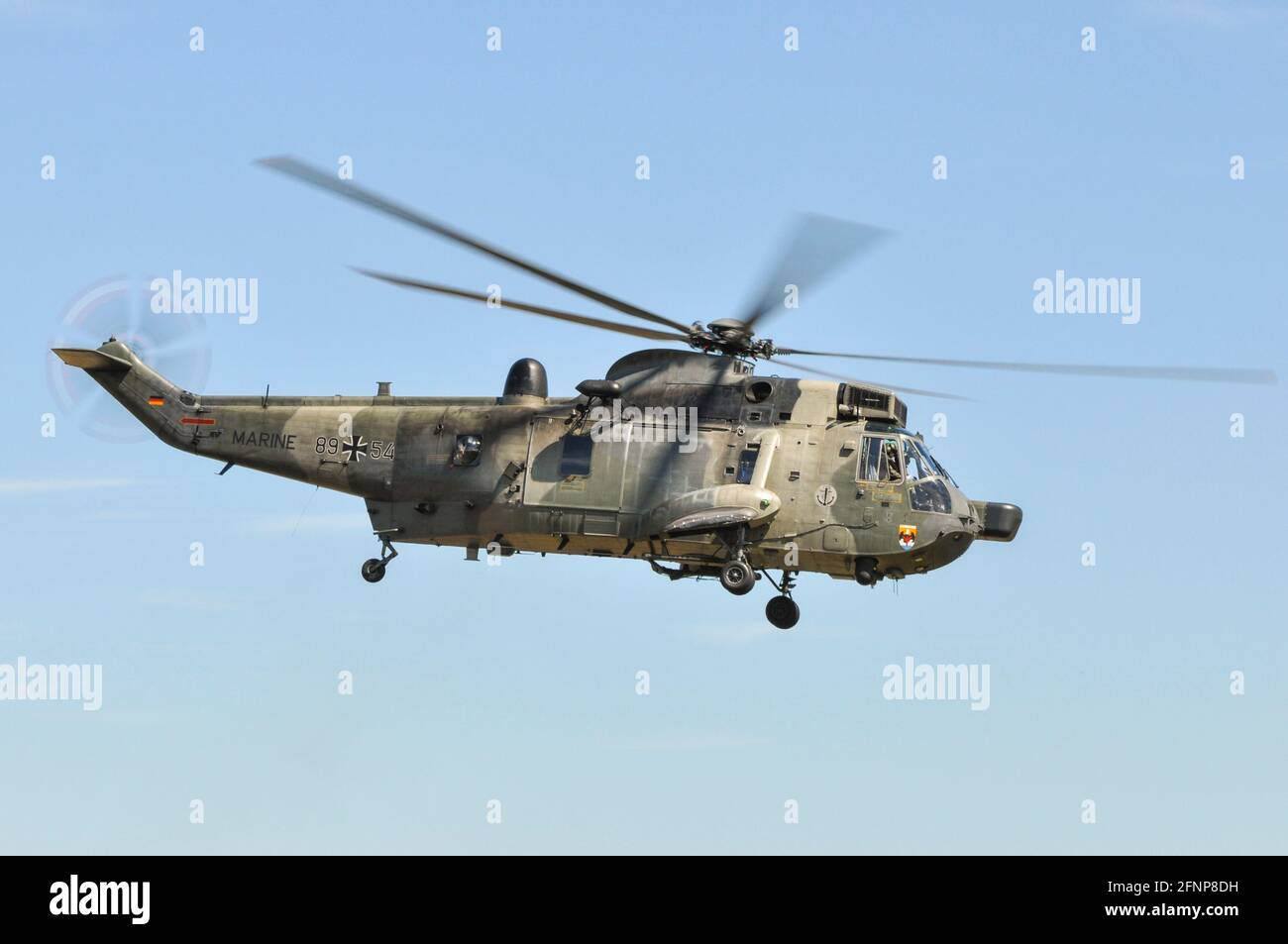 German Marine, German Navy Aviation, Marineflieger Sea King Mk.41 hélicoptère 89+54 volant à Royal International Air Tattoo, RIAT, RAF Fairford, Royaume-Uni Banque D'Images