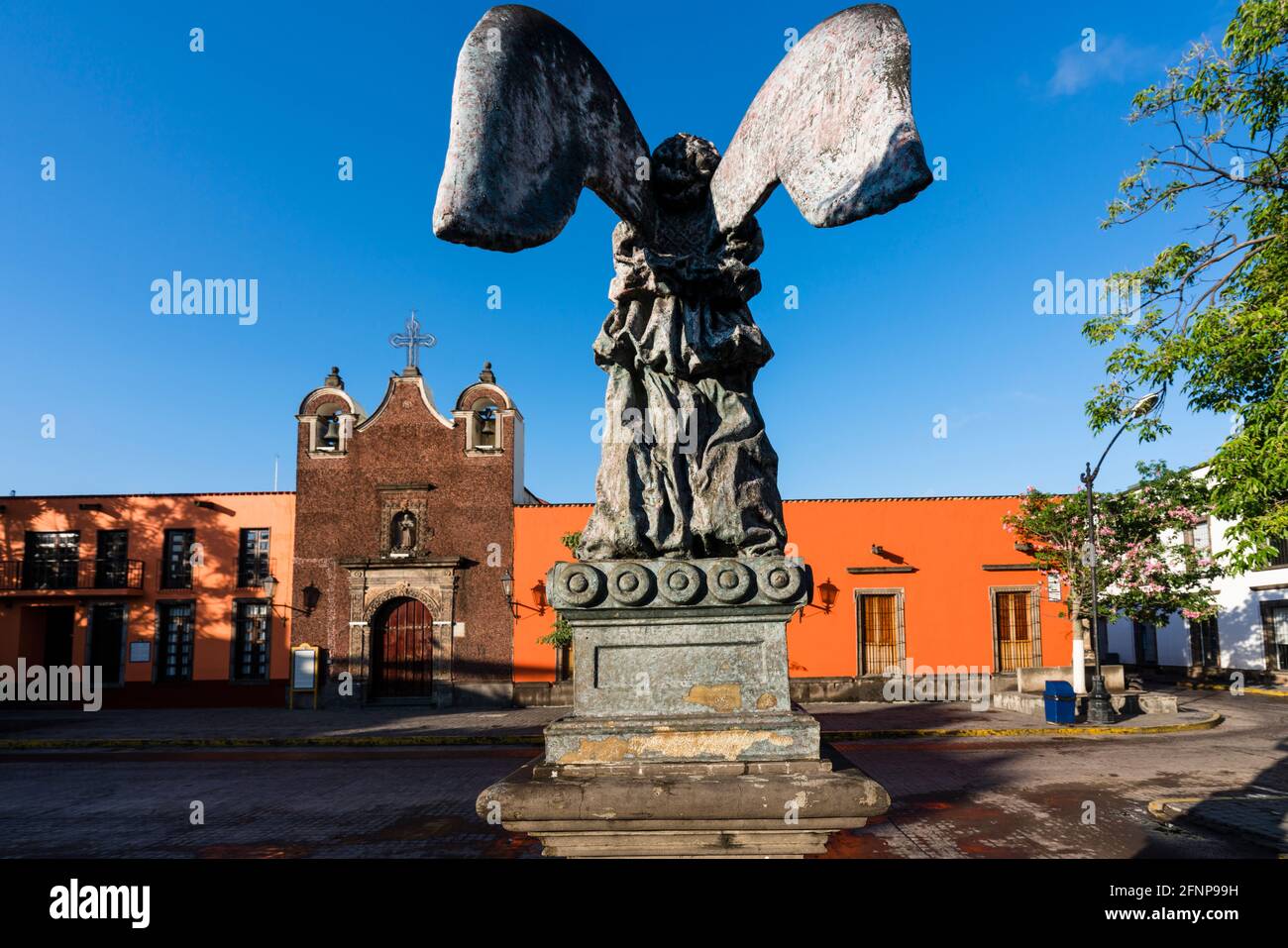 Une sculpture d'angle sur une église catholique au centre De la ville à Tequila dans l'État de Jalisco au Mexique Banque D'Images