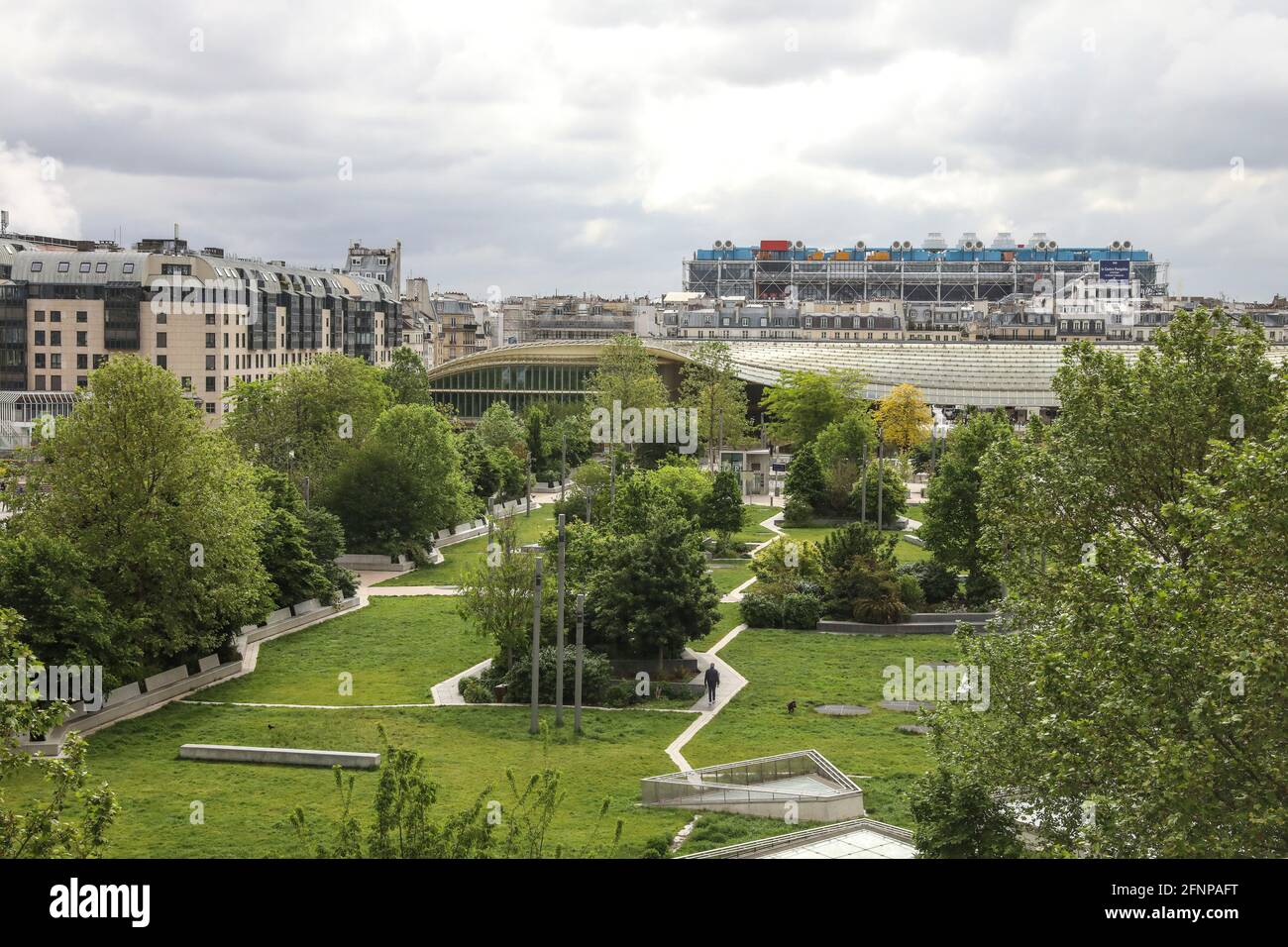 VUE SUR LES HALLES DEPUIS LA BOURSE DE COMMERCE Banque D'Images