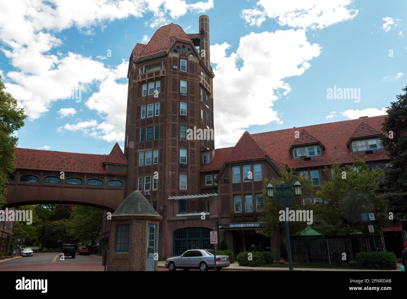 Le complexe d'appartements Forest Hills Inn à Forest Hills, Queens New York, une coop sur Continental Avenue Banque D'Images
