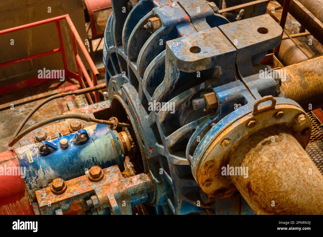 Pompe puissante pour drague pour le pompage de liquides hautement abrasifs. Banque D'Images
