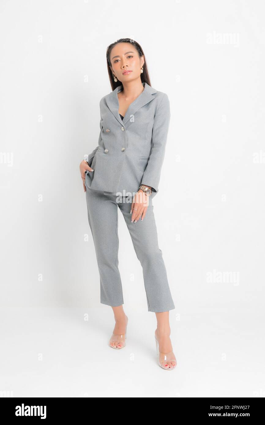 Mode style catalogue v tements pour femme d affaires cheveux longs