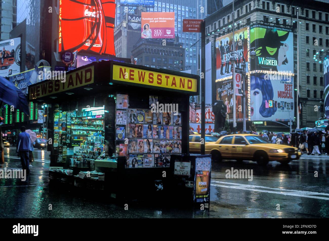 2005 NEWS HISTORIQUES STAND TIMES SQUARE MIDTOWN MANHATTAN NEW YORK VILLE ÉTATS-UNIS Banque D'Images