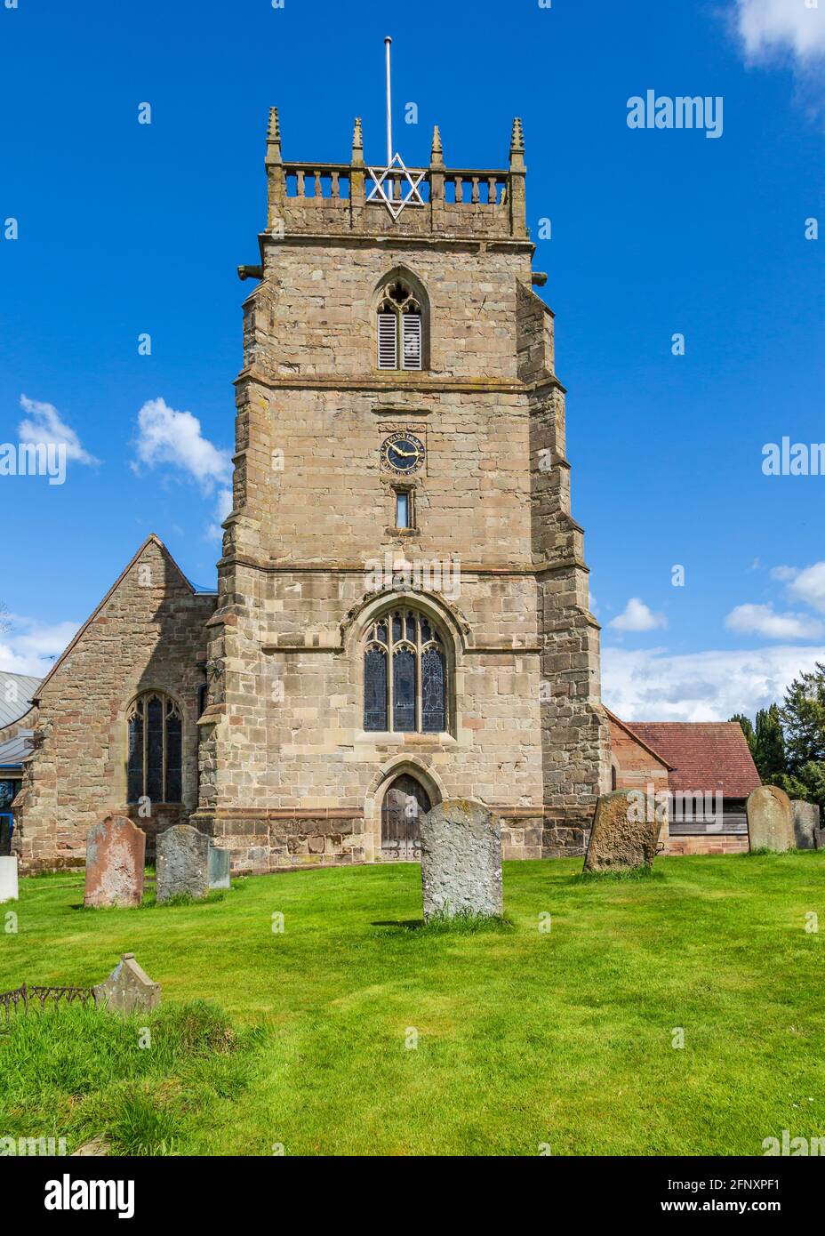 Pub lion rouge alvechurch Banque de photographies et d’images à haute résolution Alamy
