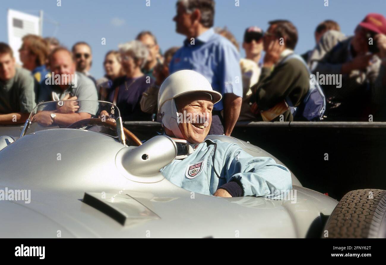 Sir Stirling Moss au volant d'un Mercdes-Benz de 1955 W196 au Goodwood Festival of Speed 1996 Banque D'Images
