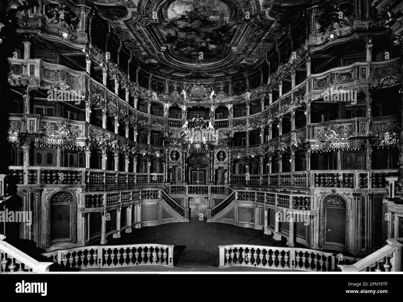 théâtre / théâtre, bâtiment, opéra margravial, Bayreuth, construit par Giuseppe Galli, Carlo Bibiena, DROITS-SUPPLÉMENTAIRES-AUTORISATION-INFO-NON-DISPONIBLE Banque D'Images