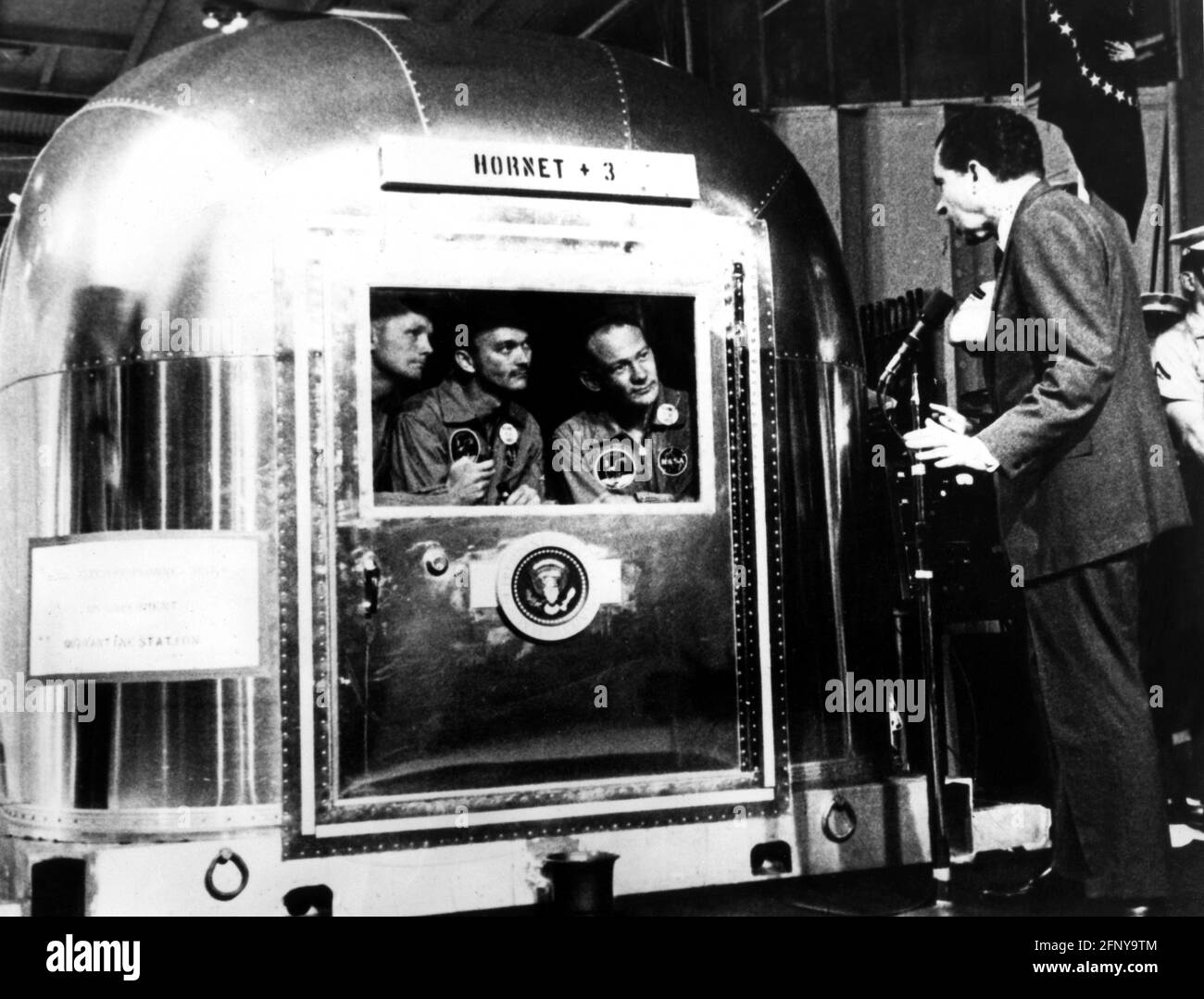 L'astronautique, Apollo 11, le président Nixon s'exprime avec les astronautes Neil Armstrong, Edwin Aldrin, INFO-DROITS-SUPPLÉMENTAIRES-DÉCHÉANCE-NON-DISPONIBLE Banque D'Images