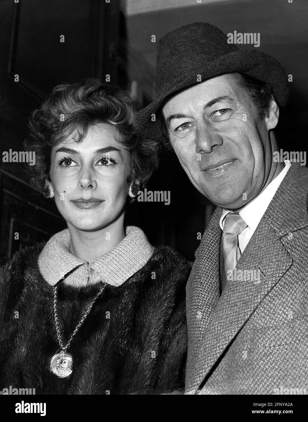 Harrison, Rex, 5.3.1908 - 2.6.1990, acteur britannique, portrait, Avec son épouse Kay Kendall, Londres, DES DROITS-SUPPLÉMENTAIRES-AUTORISATION-INFO-NON-DISPONIBLES Banque D'Images