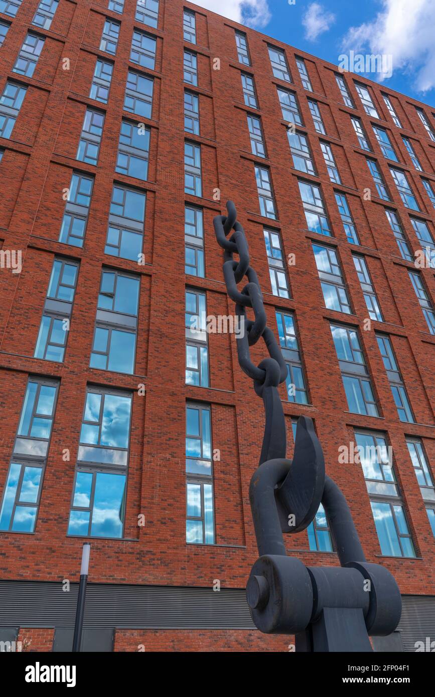 Vue de l'architecture moderne reflétant le passé industriel à Salford Quays, Manchester, Angleterre, Royaume-Uni, Europe Banque D'Images