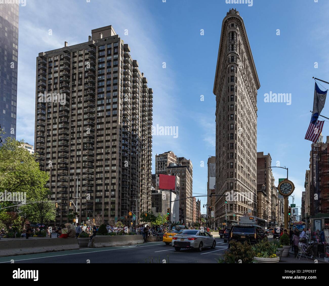 MANHATTAN, ÉTATS-UNIS - 21 octobre 2020 : l'immeuble Flat Iron et son voisin à Manhatt Banque D'Images