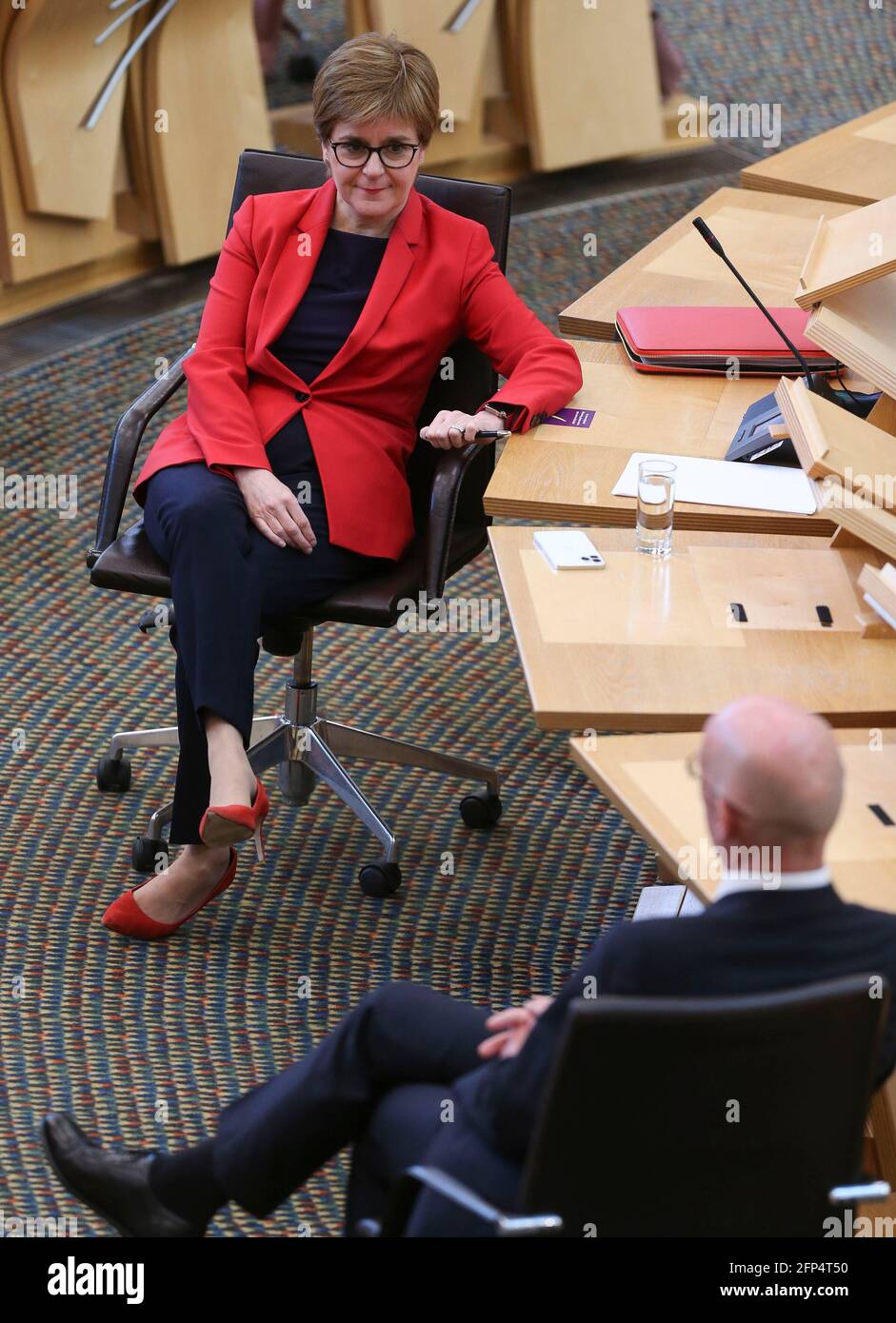 Premier ministre Nicola Sturgeon lors de la nomination des ministres écossais et des ministres juniors au Parlement écossais à Holyrood, Édimbourg. Date de la photo: Jeudi 20 mai 2021. Banque D'Images