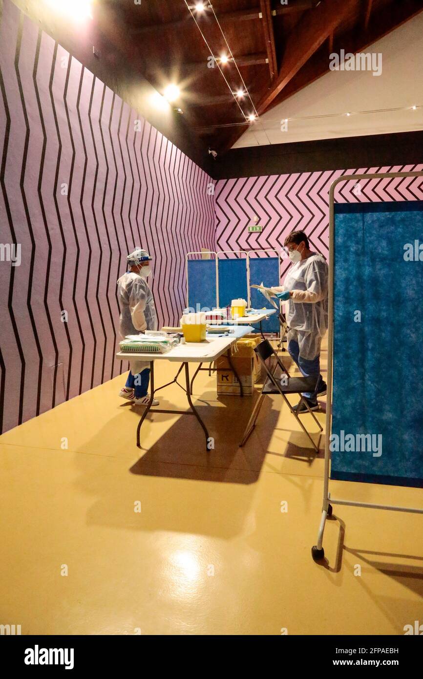Rivoli / Italie, 20 mai 2021, le plus beau centre de vaccination au monde est situé à l’intérieur du château de Rivoli, près de Turin en Italie. Le musée du Château Banque D'Images