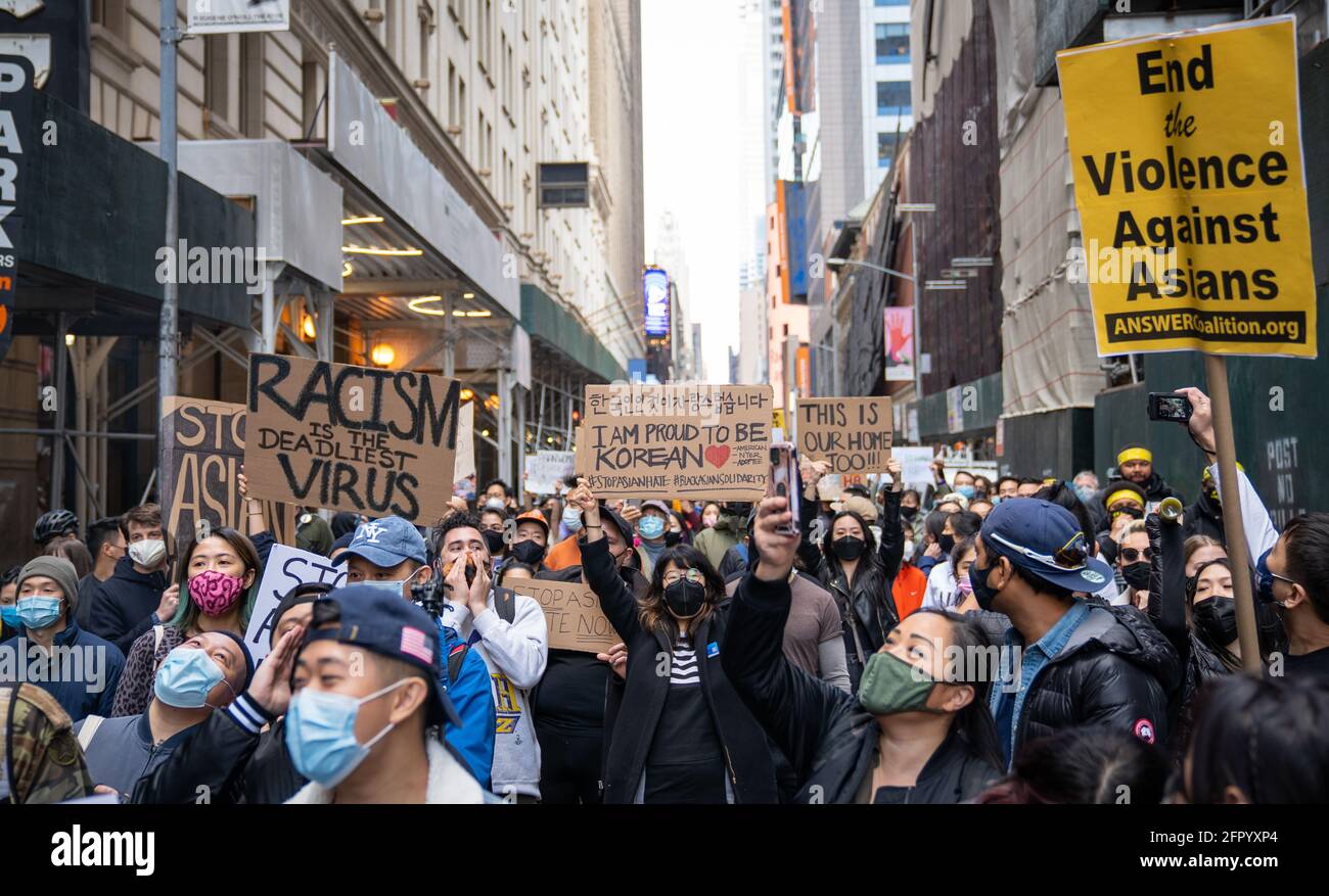 Arrêtez le rallye haineux asiatique à Time Square Manhattan, New York. Banque D'Images