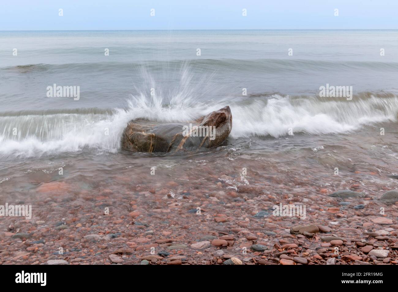 Lac supérieur à l'embouchure de la rivière Kadunce, février, Minnesota, États-Unis, par Dominique Braud/Dembinsky photo Assoc Banque D'Images