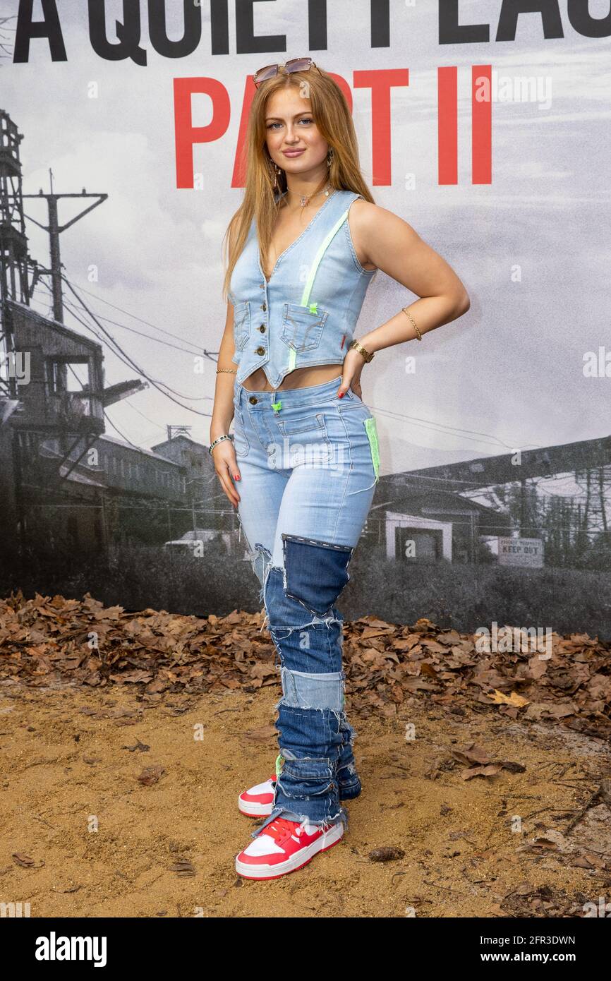 Londres, Royaume-Uni. 20 mai 2021. Maisie Smith participe à UN examen préliminaire de la partie II de QUIET place à Cineworld à Londres. (Photo de Phil Lewis/SOPA Images/Sipa USA) Credit: SIPA USA/Alay Live News Banque D'Images