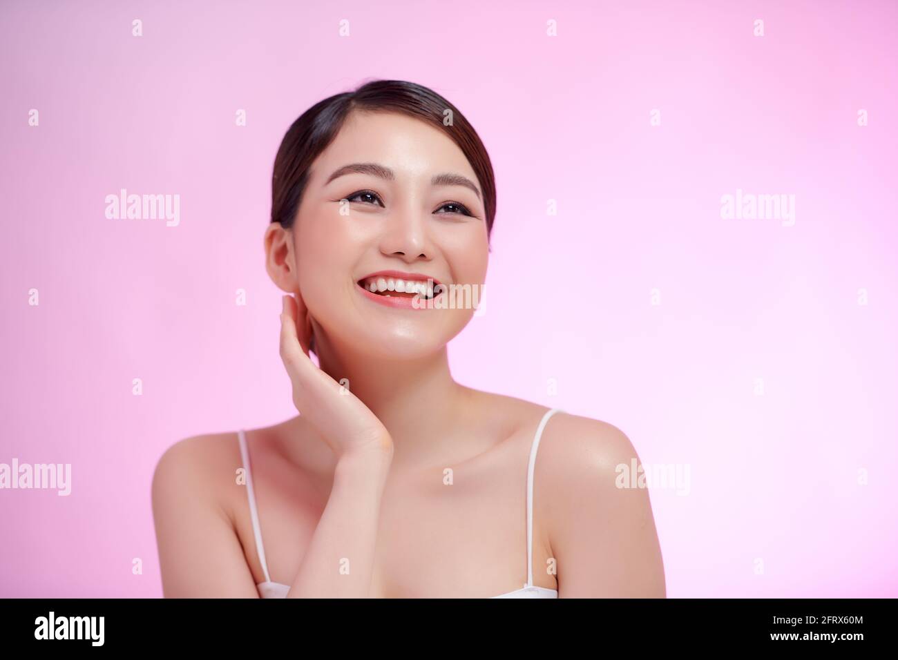 Magnifique fille avec beau visage Banque D'Images