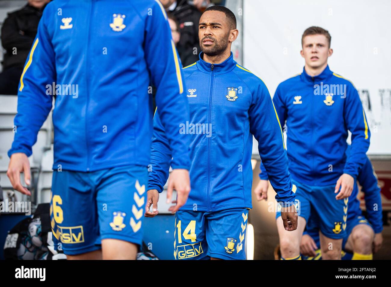 Aarhus, Danemark. 20 mai 2021. Kevin Mensah (14) de Broendby IF entre sur le terrain pour le match 3F Superliga entre Aarhus GF et Broendby IF au parc Ceres d'Aarhus. (Crédit photo : Gonzales photo/Alamy Live News Banque D'Images