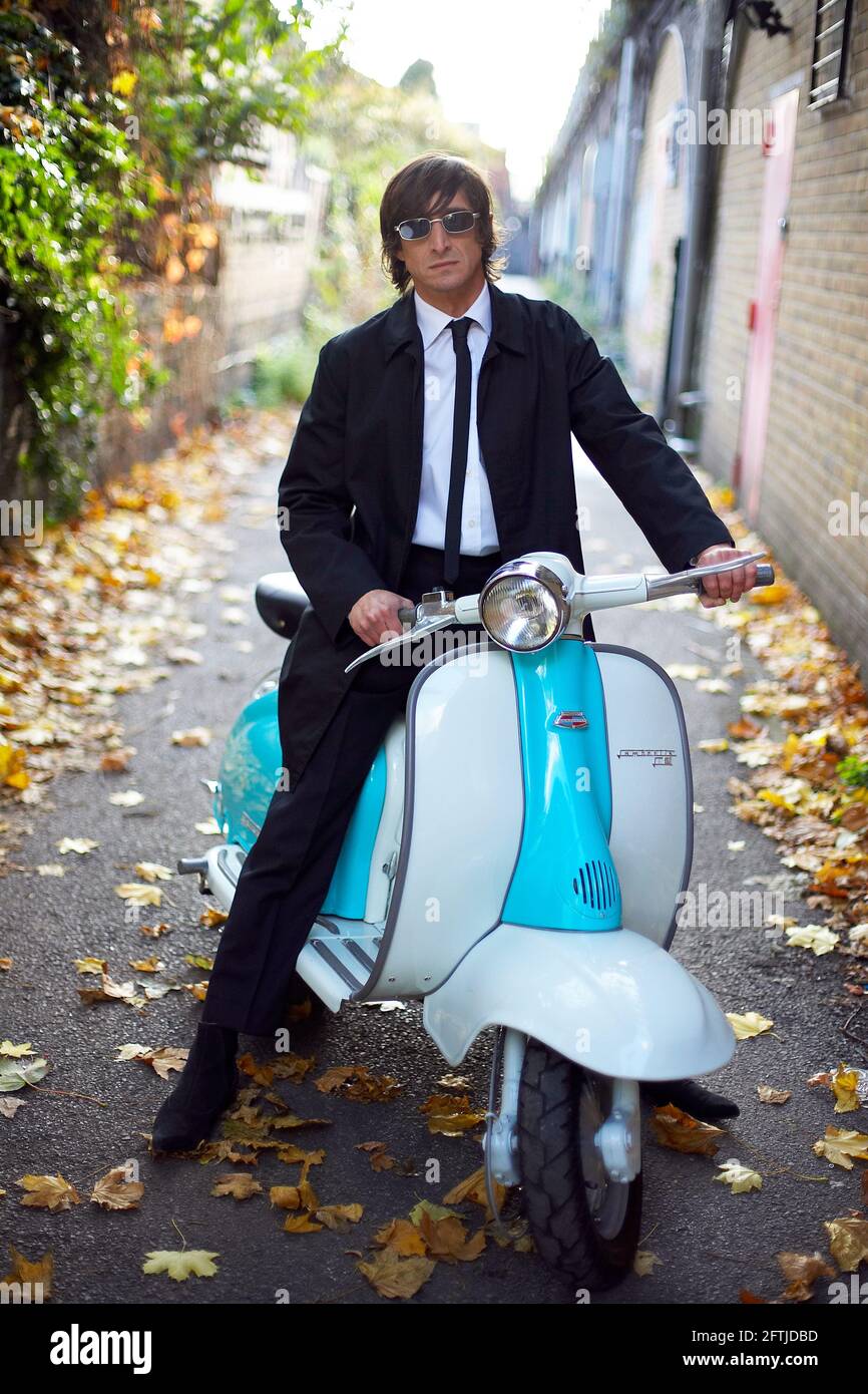GRANDE-BRETAGNE / Angleterre / Londres / Mod on Motor scooter Banque D'Images