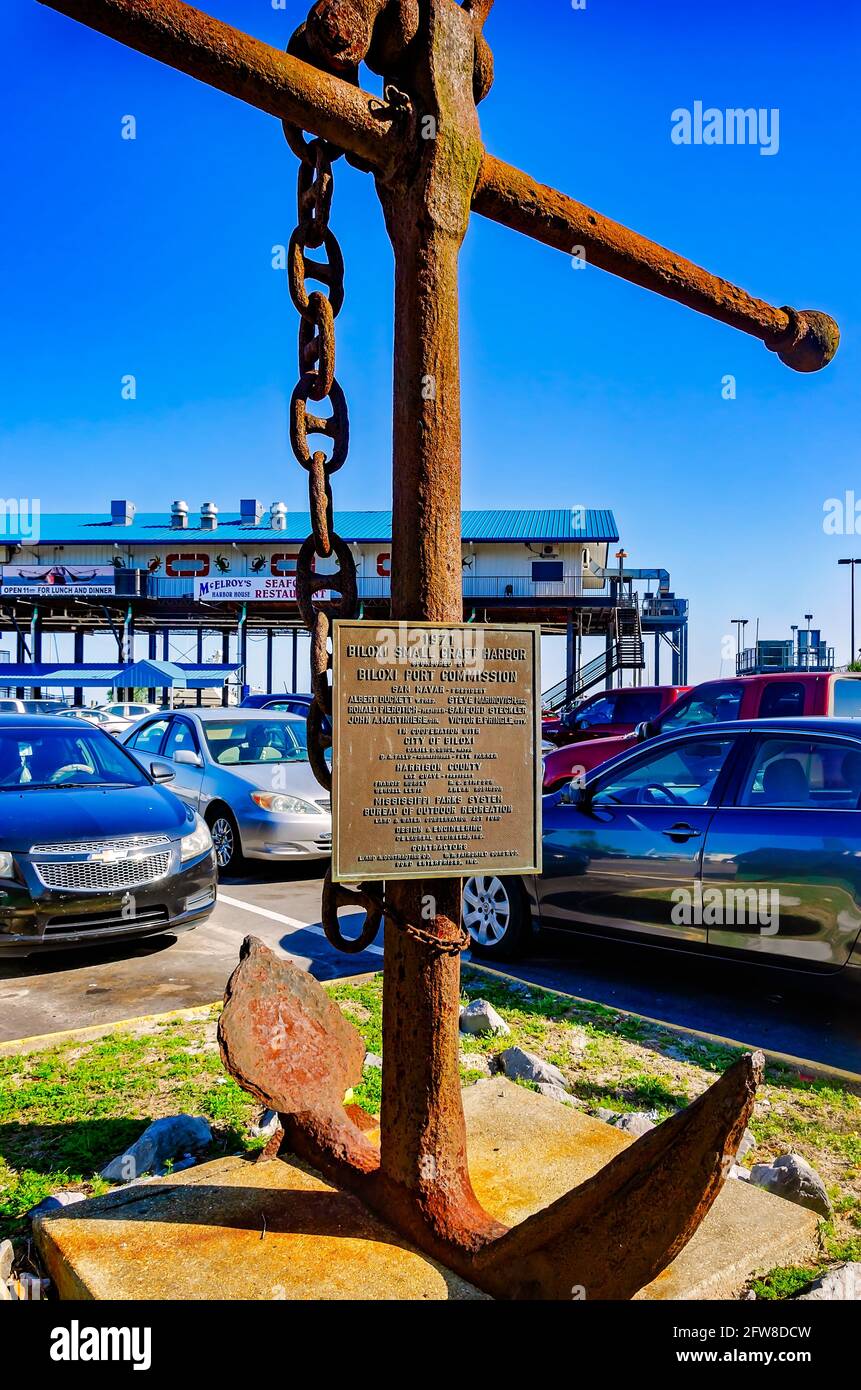 Une ancre rouillée se trouve dans le port Biloxi Small Craft Harbour, le 8 mai 2021, à Biloxi, Mississippi. (Photo de Carmen K. Sisson/Cloudybright) Banque D'Images