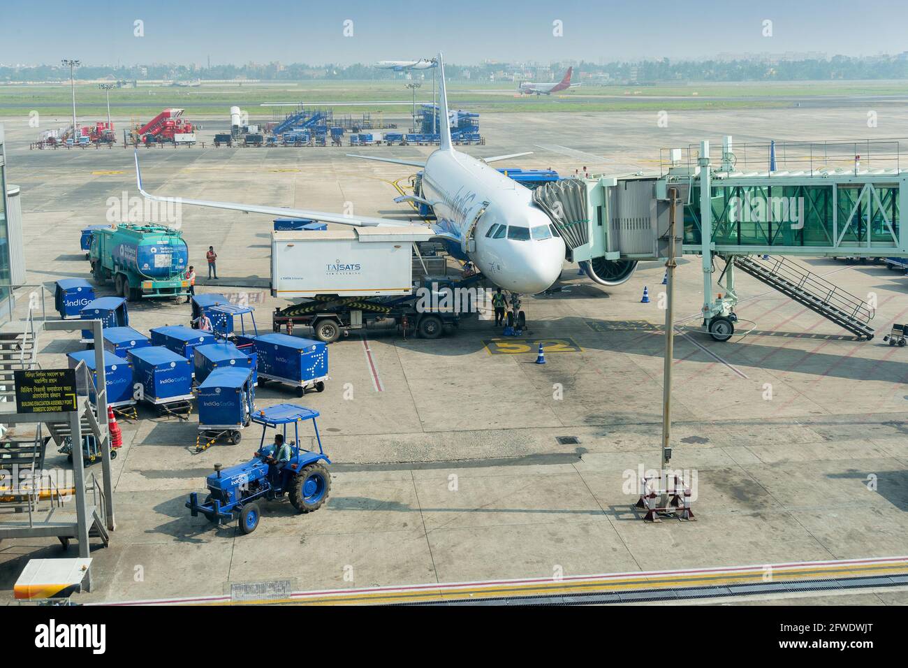 KOLKATA, BENGALE-OCCIDENTAL, INDE - 3 DÉCEMBRE 2017 : vue de l'aéroport Netaji Subhas Chandra Bose, connu sous le nom d'aéroport de Kolkata ou Calcutta. Banque D'Images