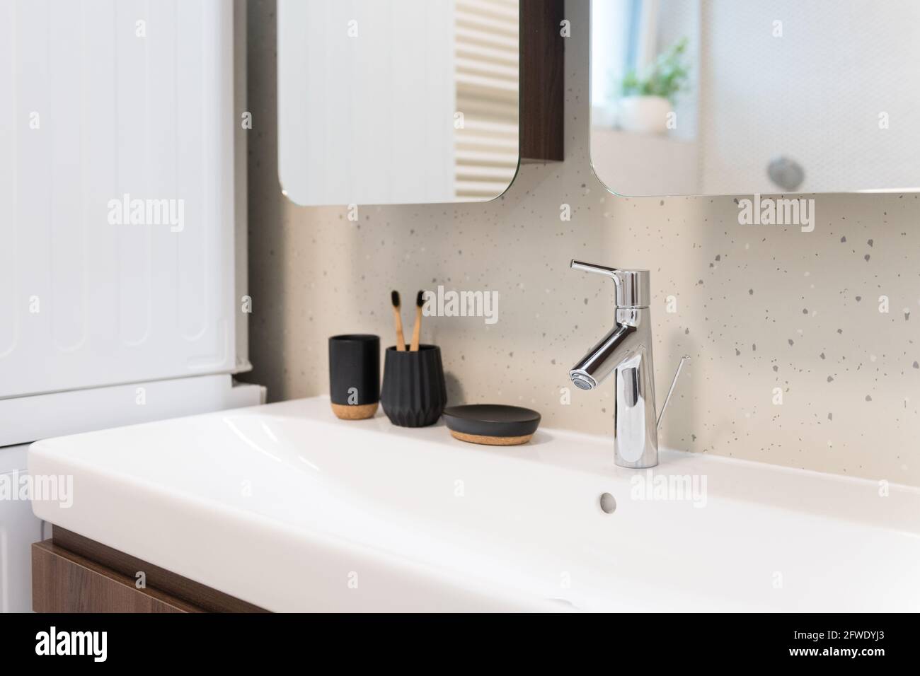 Détail lavabo dans la salle de bains contemporaine Banque D'Images