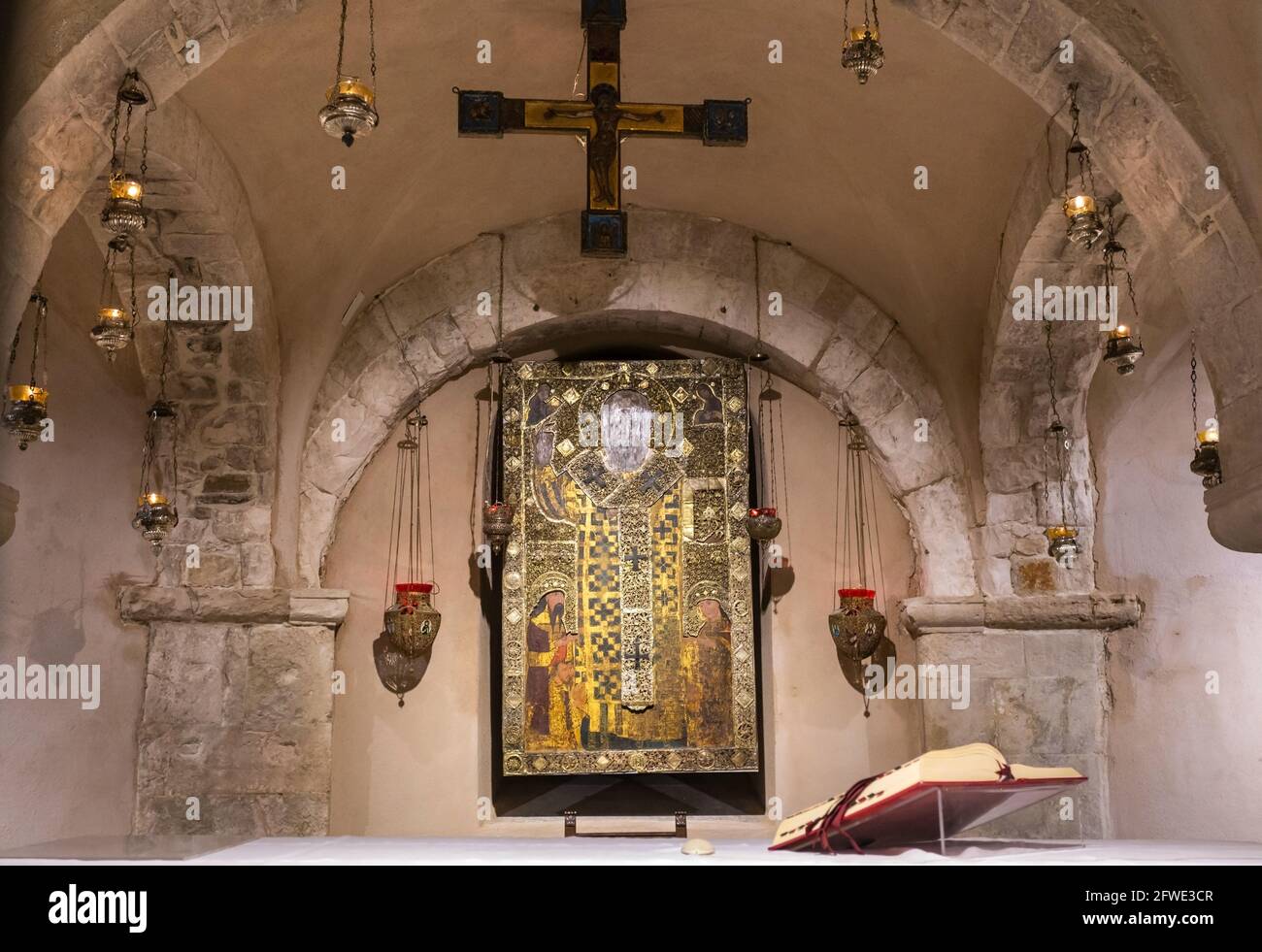 Icône Saint-Nicolas dans la crypte de la basilique Saint-Nicolas, Bari, Italie Banque D'Images