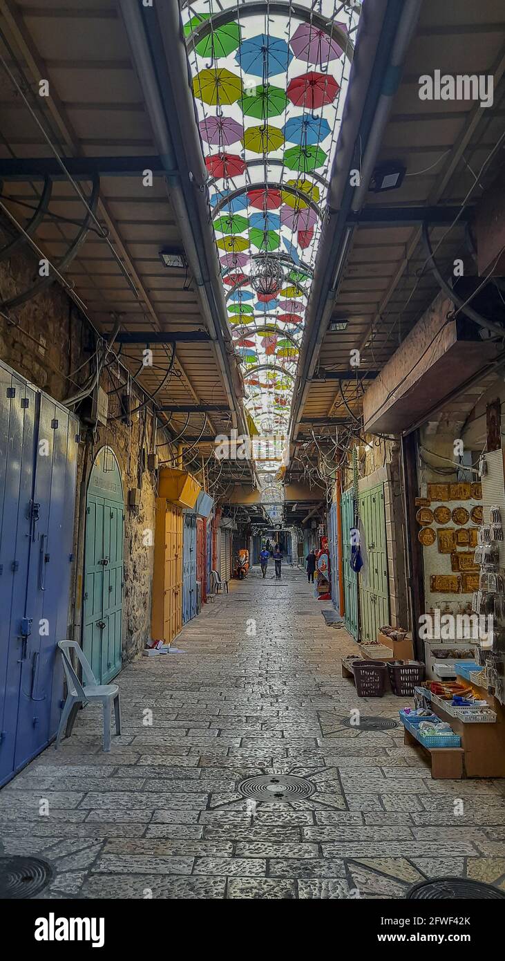 Le quartier chrétien est l'un des quatre quartiers de la vieille ville fortifiée de Jérusalem, les trois autres étant le quartier juif, le quartier musulman an Banque D'Images