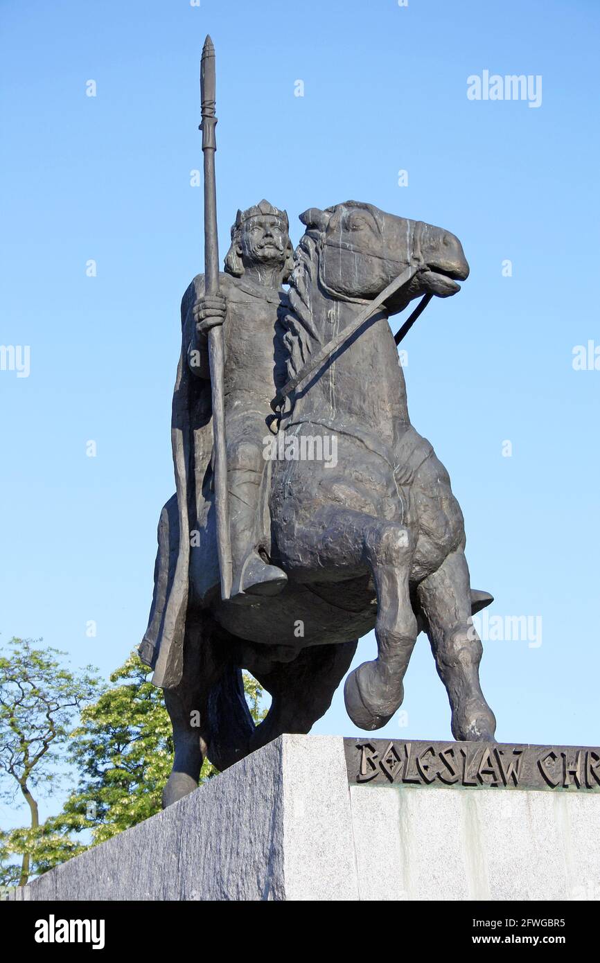 Statue équestre en bronze de Boleslaw Chrobry (967-1025), duc de Pologne de 992 à 1025 le premier roi polonais couronné, Boleslaw la Brave Banque D'Images