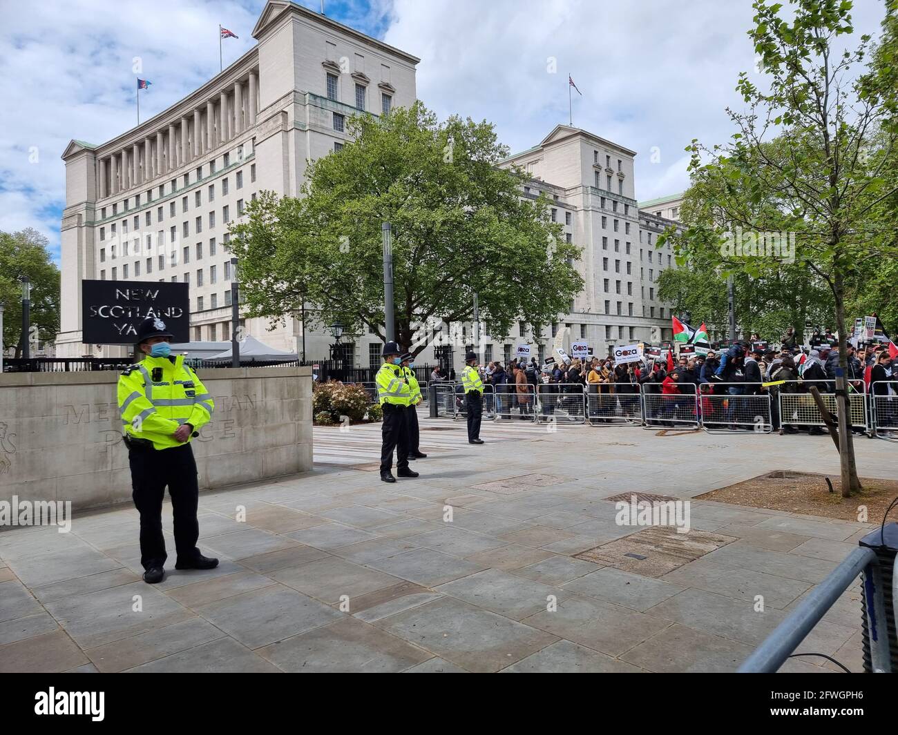 Centre de Londres, Angleterre. 22 mai 2021. Des milliers de personnes assistent à un rassemblement en faveur de la Palestine libre et de la fin de l'occupation illégale de Gaza. Crédit : CIC de la majorité mondiale/Alamy Live News Banque D'Images