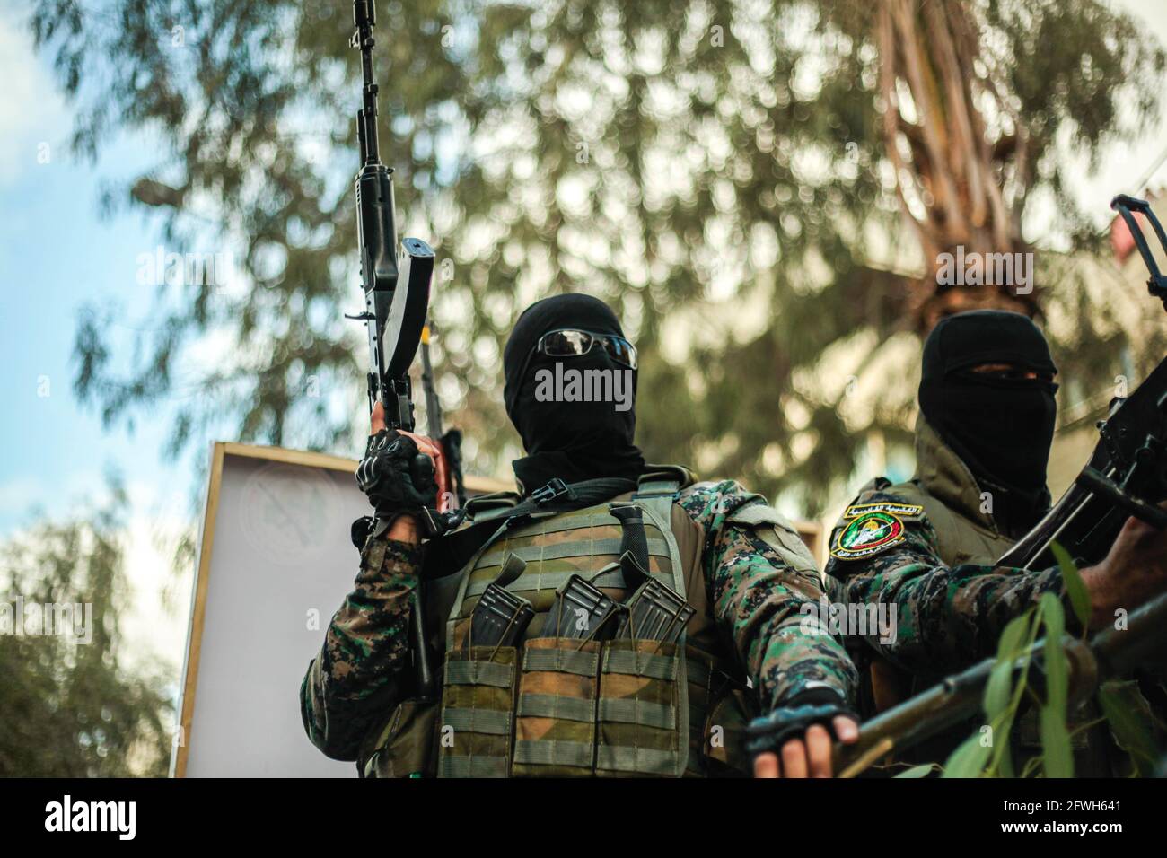 Gaza, Palestine. 22 mai 2021. Des membres des Brigades Izz-Al DIN Al-Qassam, l'aile armée du groupe terroriste du Hamas, défilent dans la ville de Gaza. (Photo de Ramez Habboub/Pacific Press) crédit: Pacific Press Media production Corp./Alay Live News Banque D'Images