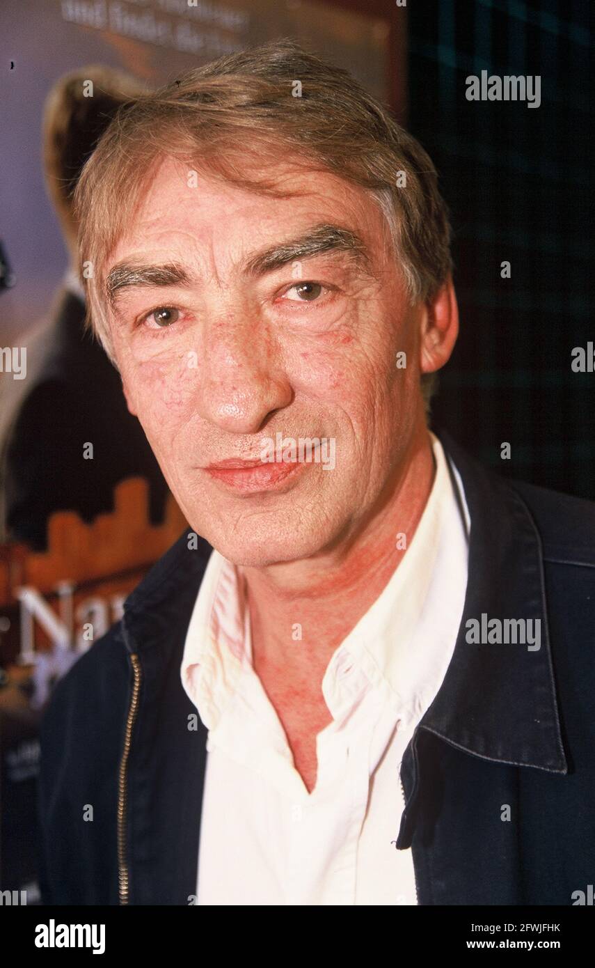 Cologne, Allemagne. 25 novembre 2002. Acteur Gottfried JOHN Credit: Horst Galuschka/dpa/Horst Galuschka dpa/Alay Live News Banque D'Images