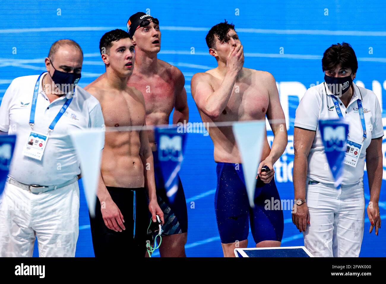 Budapest, Hongrie. 23 mai 2021. BUDAPEST, HONGRIE - MAI 23: Darragh Greene d'Irlande, Shane Ryan d'Irlande, Brendan Hyland d'Irlande en compétition aux hommes 4 x 100m Medley préliminaire pendant les championnats européens LEN natation à Duna Arena le 23 mai 2021 à Budapest, Hongrie (photo de Marcel ter Bals/Orange Pictures) crédit: Orange pics BV/Alay Live News crédit: Orange pics BV/Alay Live News Banque D'Images