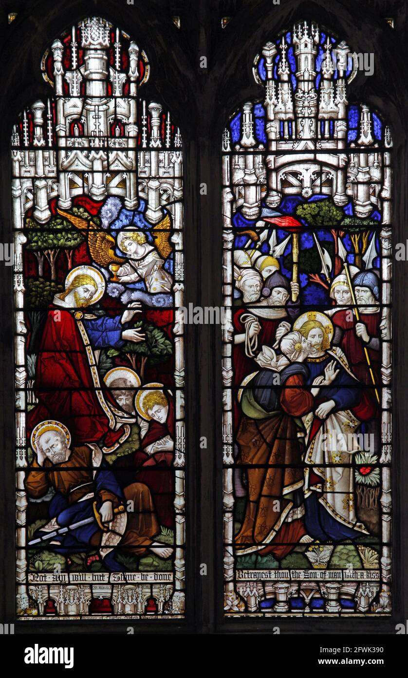 Vitraux de Clayton & Bell représentant l'agonie dans la garedn, et la trahison de Jésus, l'église Lady St Mary, Wareham, Dorset Banque D'Images