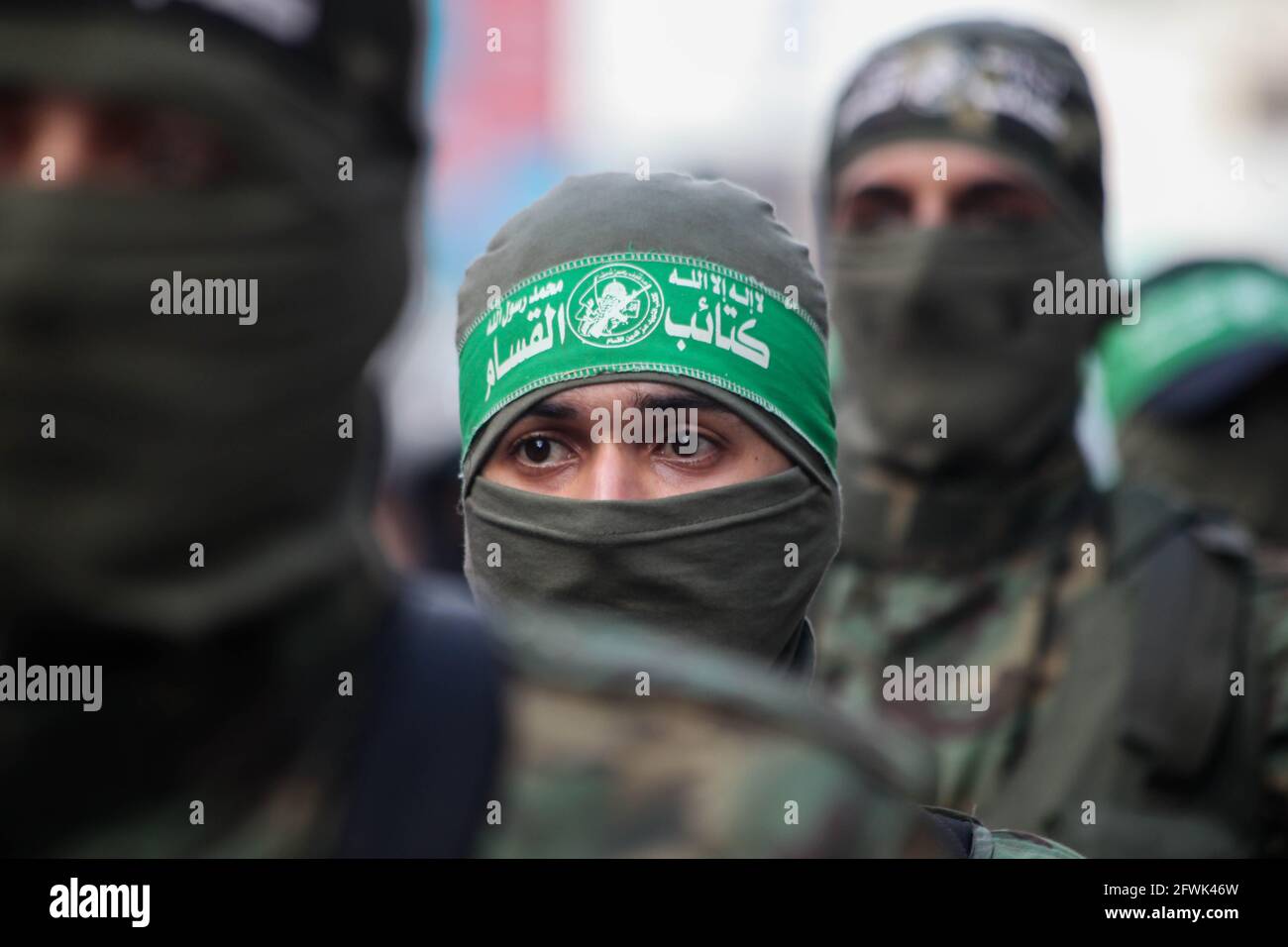 Gaza, Palestine. 22 mai 2021. Des membres des Brigades Izz-Al DIN Al-Qassam, l'aile armée du groupe terroriste du Hamas, défilent dans la ville de Gaza. (Photo de Ramez Habboub/Pacific Press/Sipa USA) crédit: SIPA USA/Alay Live News Banque D'Images