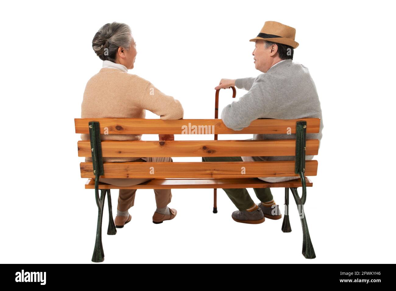 Couple de personnes âgées assis sur un banc Banque D'Images