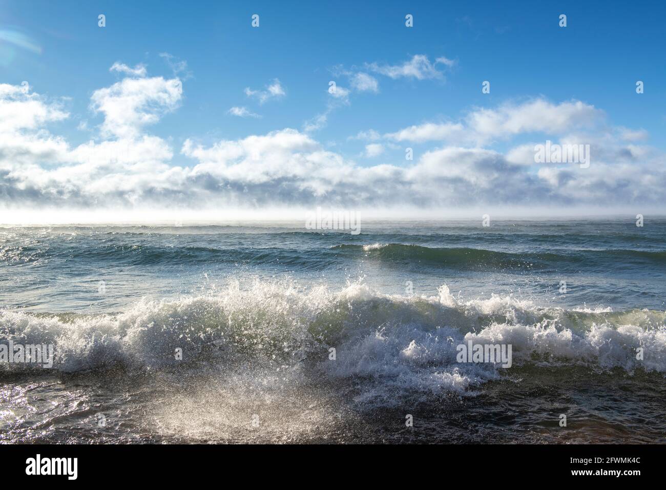 Fumée de mer sur le lac supérieur, hiver, comté de Cook, MN, États-Unis, Par Dominique Braud/Dembinsky photo Assoc Banque D'Images