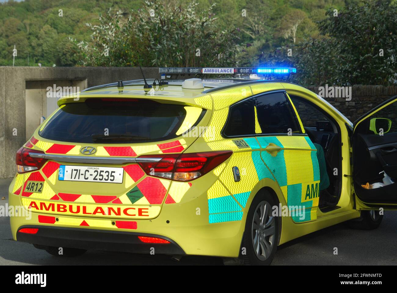 Service national d'ambulance (NAS) Hyundai i40 Advanced Paramedic Response Vehicle RRV Banque D'Images