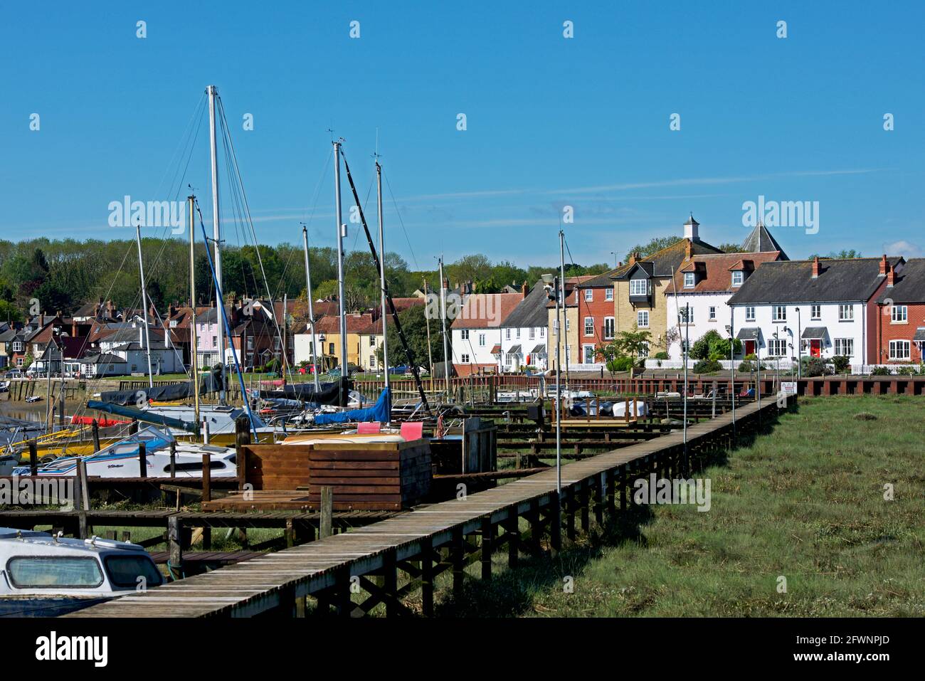 Le village de Rowhedge, sur la rivière Colne, Essex, Angleterre Royaume-Uni Banque D'Images
