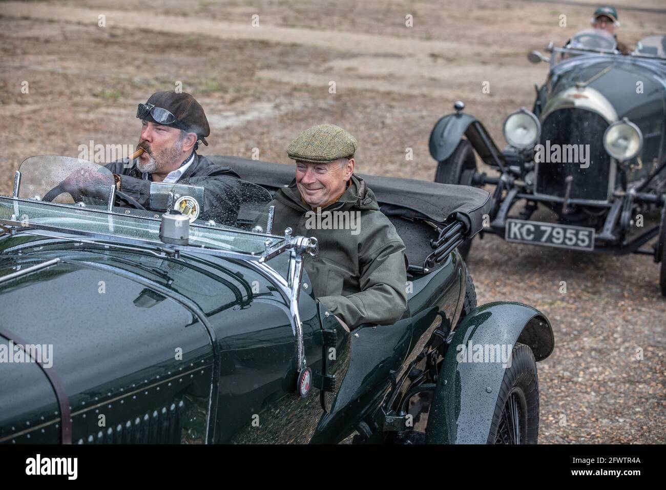 Bentley célèbre le centenaire de sa première victoire. Commémoration de la première victoire de la marque à Brooklands, Angleterre, Royaume-Uni Banque D'Images